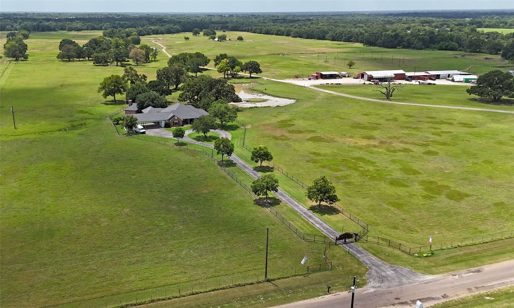 313 Vz County Road 3910, Wills Point, TX 75169