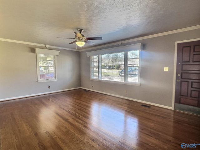 123 Brentwood Drive, Gadsden, AL 35901