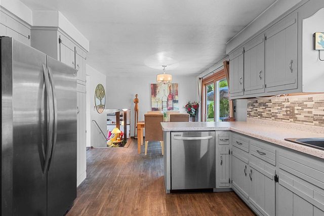 552 MENLO PARK ROAD, Green Bay, WI 54302