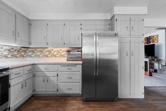 552 MENLO PARK ROAD, Green Bay, WI 54302