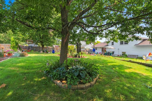 552 MENLO PARK ROAD, Green Bay, WI 54302