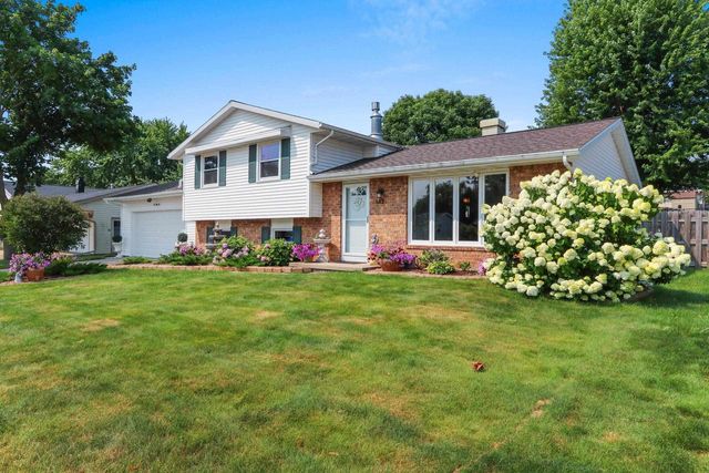 552 MENLO PARK ROAD, Green Bay, WI 54302