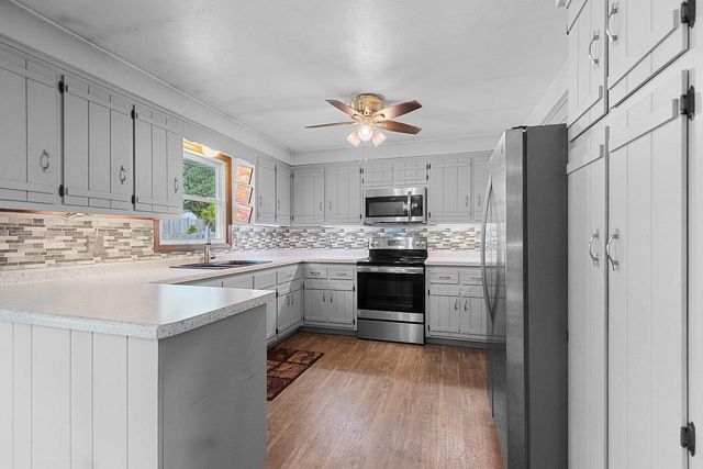552 MENLO PARK ROAD, Green Bay, WI 54302