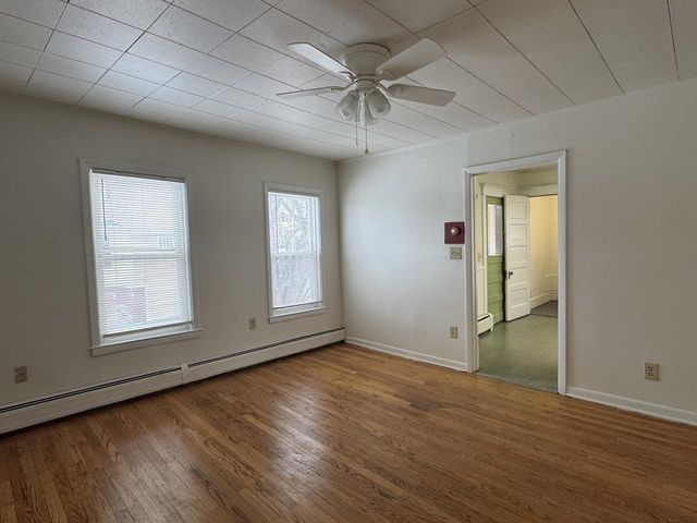 2 Champlain Place, Winooski, VT 05404