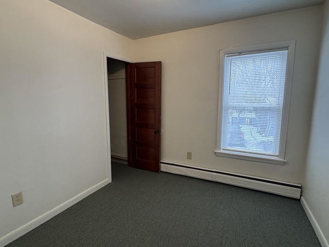 2 Champlain Place, Winooski, VT 05404