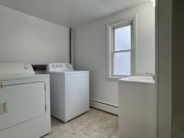 2 Champlain Place, Winooski, VT 05404