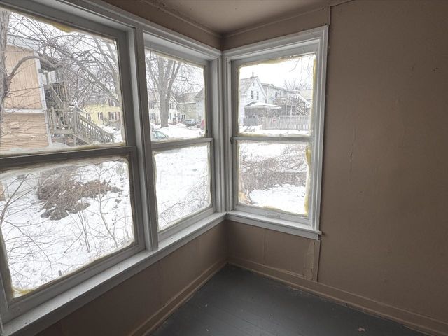 2 Champlain Place, Winooski, VT 05404