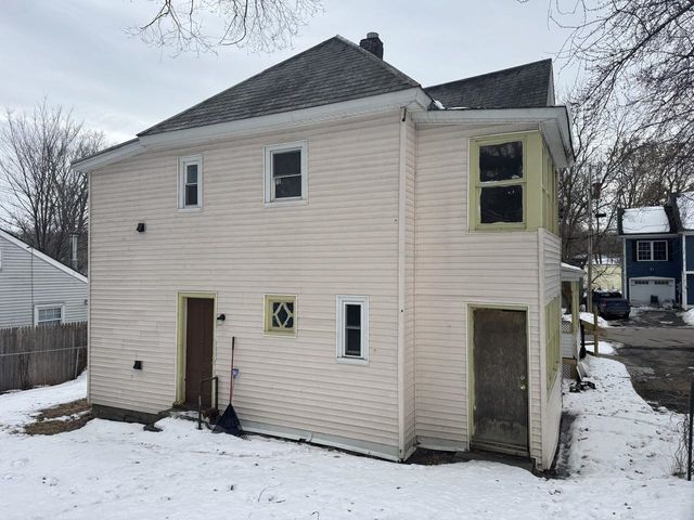 2 Champlain Place, Winooski, VT 05404