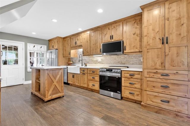 270 Boyd Wood Road, Clarkesville, GA 30523