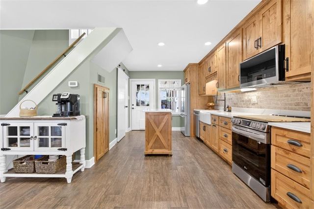 270 Boyd Wood Road, Clarkesville, GA 30523