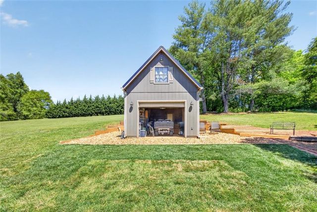 270 Boyd Wood Road, Clarkesville, GA 30523