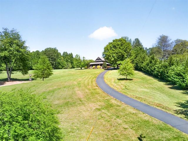 270 Boyd Wood Road, Clarkesville, GA 30523