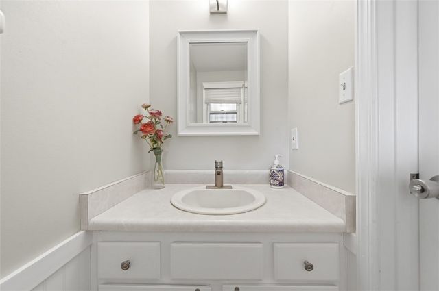 911 Summit Drive, Marshall, PA 15090