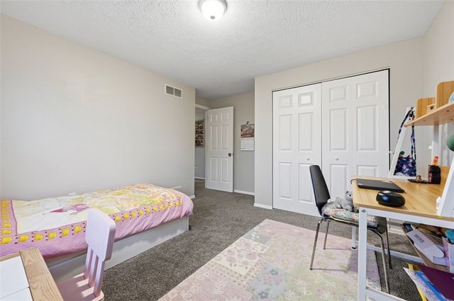911 Summit Drive, Marshall, PA 15090