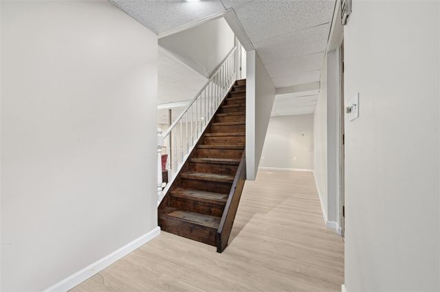 911 Summit Drive, Marshall, PA 15090