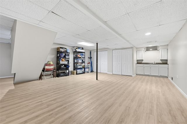 911 Summit Drive, Marshall, PA 15090
