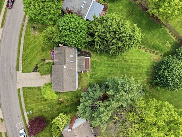 911 Summit Drive, Marshall, PA 15090