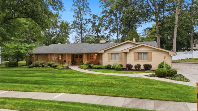 11117 Lantern Lane, Fort Wayne, IN 46845