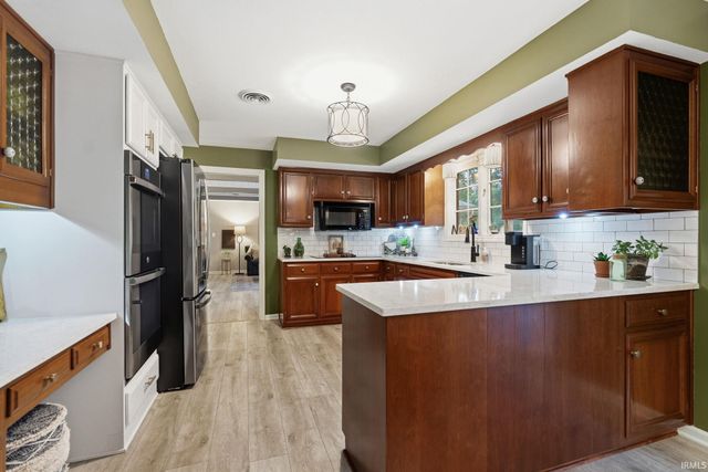 11117 Lantern Lane, Fort Wayne, IN 46845