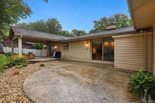 11117 Lantern Lane, Fort Wayne, IN 46845