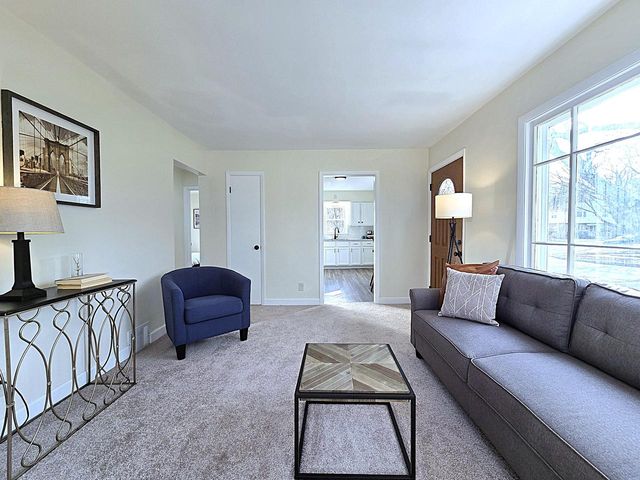 5908 N 32nd STREET, Milwaukee, WI 53209