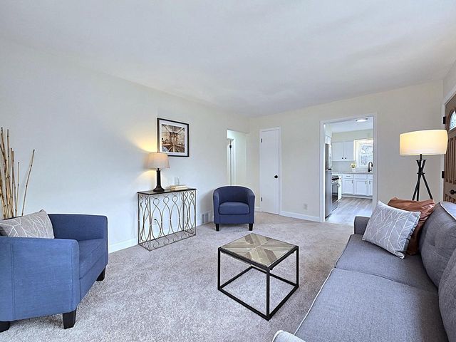 5908 N 32nd STREET, Milwaukee, WI 53209