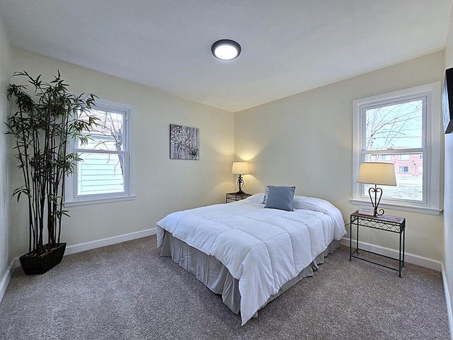 5908 N 32nd STREET, Milwaukee, WI 53209