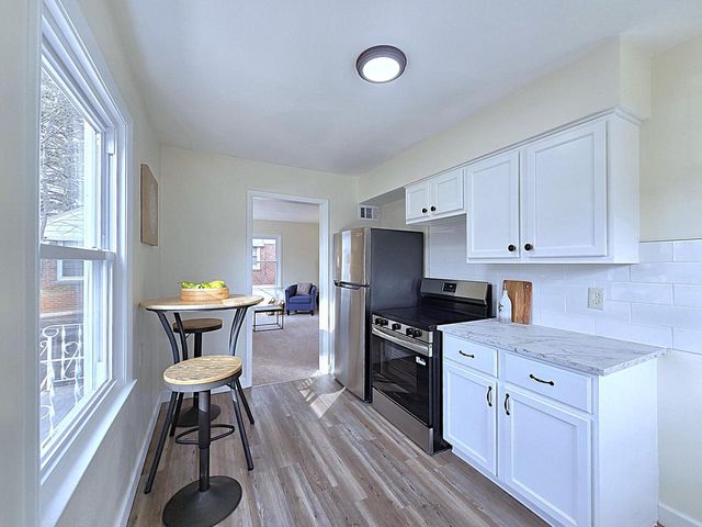 5908 N 32nd STREET, Milwaukee, WI 53209