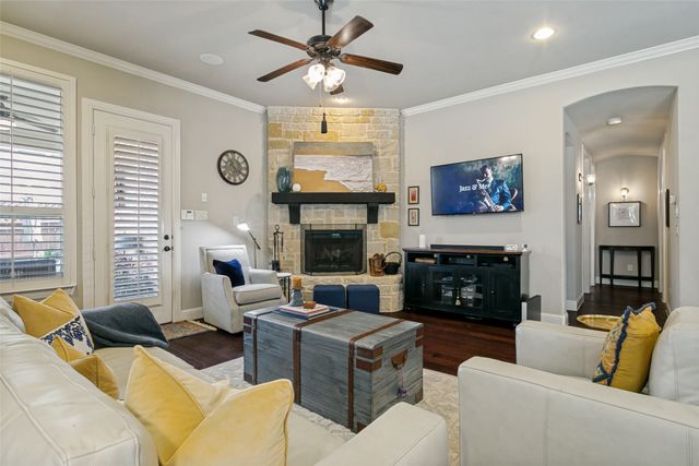 417 Chestnut Lane, Roanoke, TX 76262