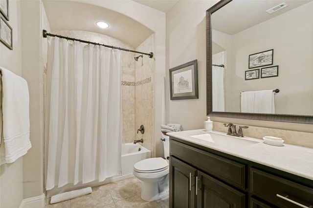 417 Chestnut Lane, Roanoke, TX 76262
