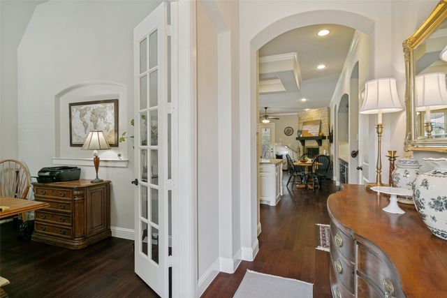 417 Chestnut Lane, Roanoke, TX 76262