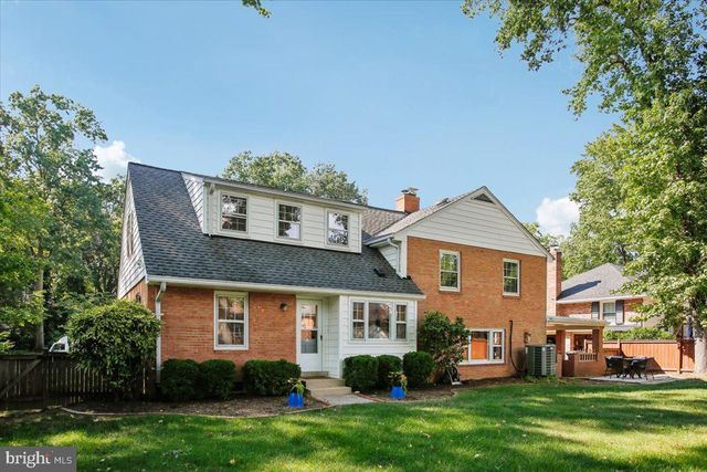 8505 STABLE DR, Alexandria, VA 22308