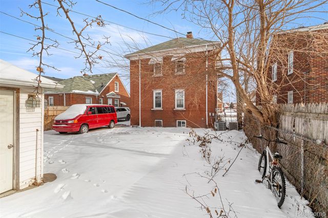 7815 Normile Street, Dearborn, MI 48126