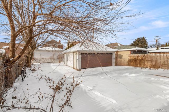 7815 Normile Street, Dearborn, MI 48126