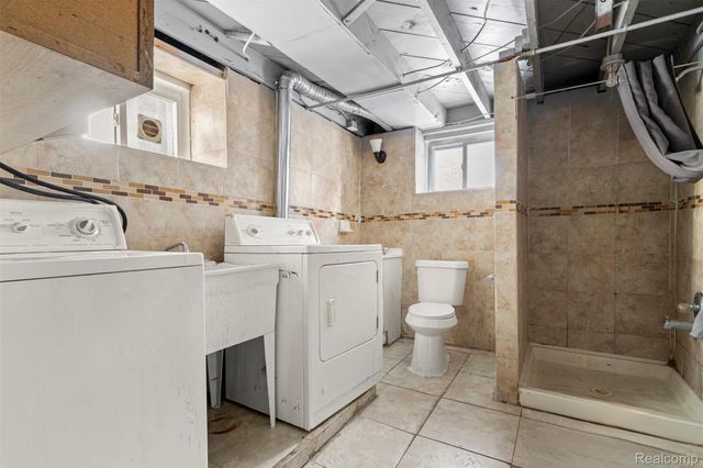 7815 Normile Street, Dearborn, MI 48126