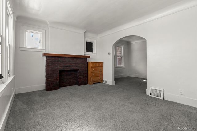 7815 Normile Street, Dearborn, MI 48126