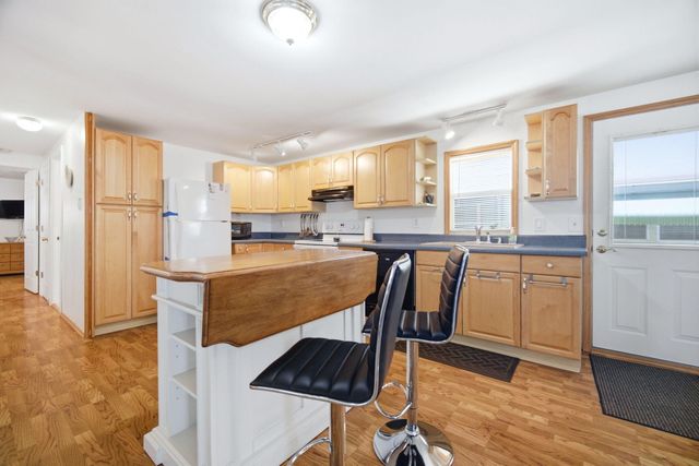 5560 E Marina Drive, Fort Lauderdale, FL 33312