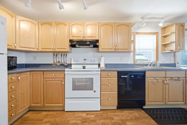 5560 E Marina Drive, Fort Lauderdale, FL 33312