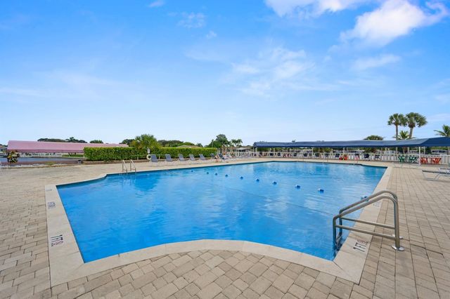 5560 E Marina Drive, Fort Lauderdale, FL 33312