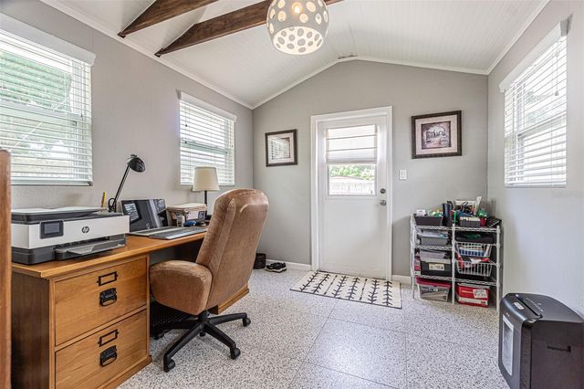 3030 14TH STREET N, St Petersburg, FL 33704