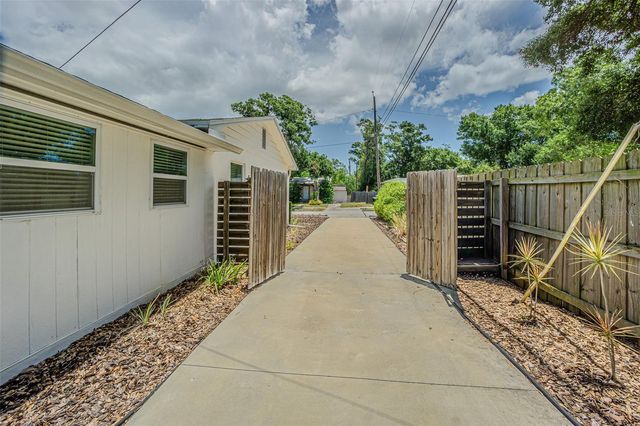 3030 14TH STREET N, St Petersburg, FL 33704
