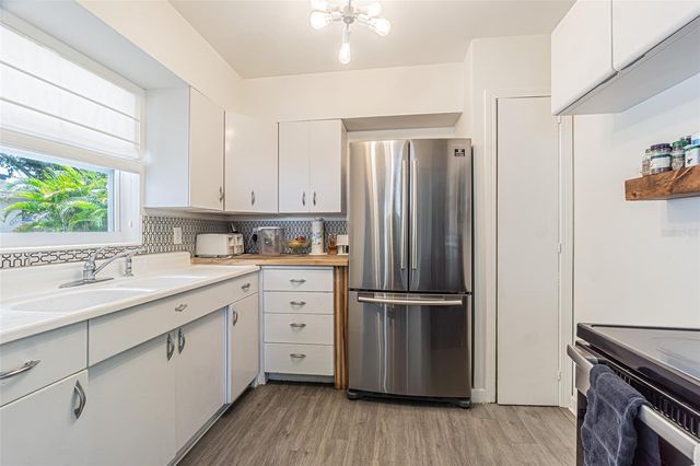 3030 14TH STREET N, St Petersburg, FL 33704