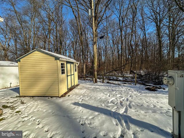 760 AZALEA LN, Gap, PA 17527