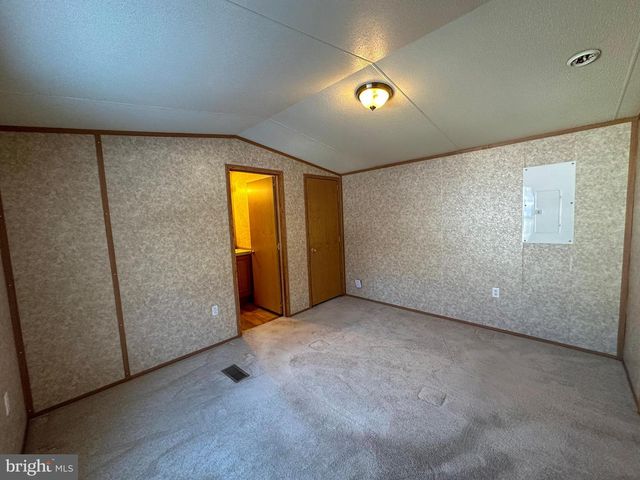 760 AZALEA LN, Gap, PA 17527