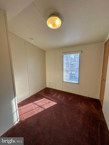 760 AZALEA LN, Gap, PA 17527