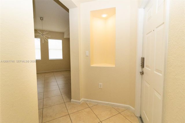 11603 NW 89th Street 201, Doral, FL 33178
