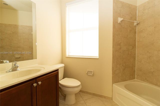 11603 NW 89th Street 201, Doral, FL 33178