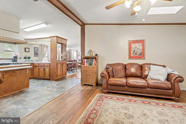 13092 STATE RD, King George, VA 22485