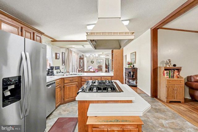 13092 STATE RD, King George, VA 22485