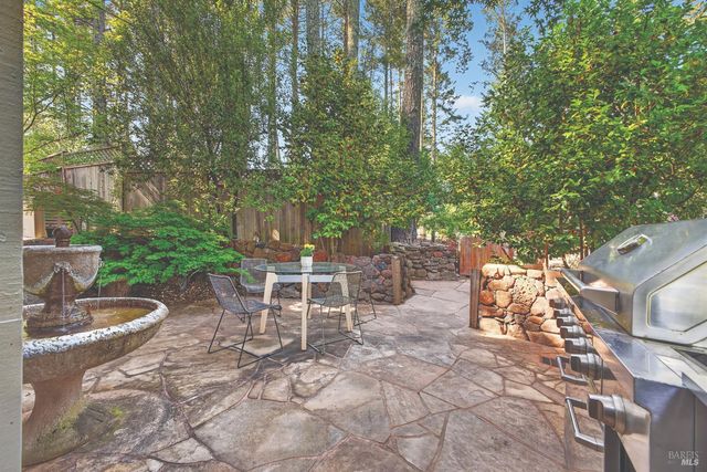 1017 Westside Rd, Healdsburg, CA 95448